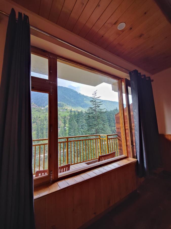 The Woodpecker Inn & Cafe, Jibhi Dış mekan fotoğraf