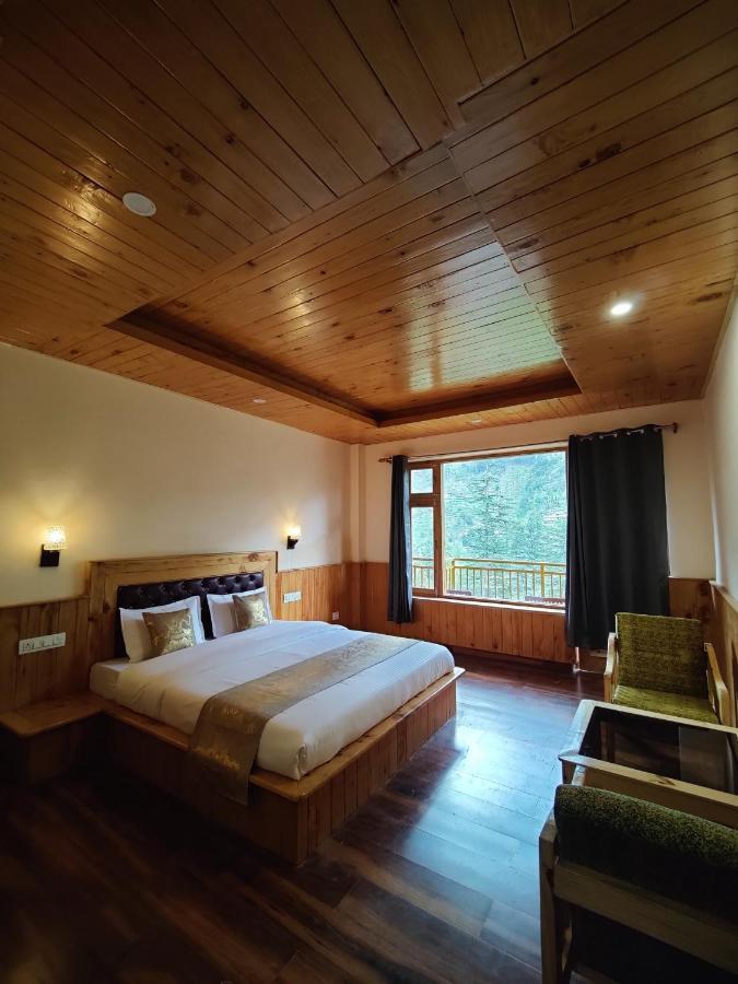 The Woodpecker Inn & Cafe, Jibhi Dış mekan fotoğraf