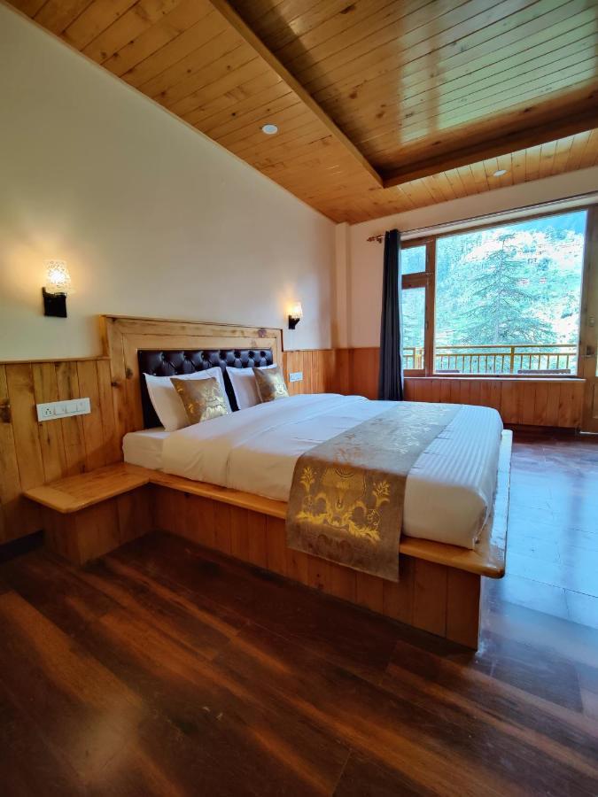 The Woodpecker Inn & Cafe, Jibhi Dış mekan fotoğraf