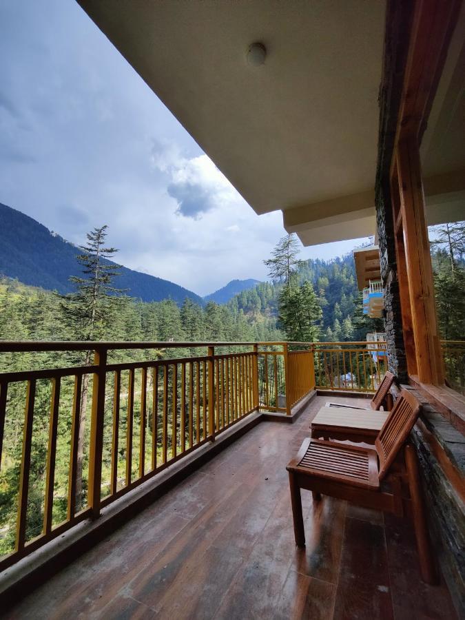 The Woodpecker Inn & Cafe, Jibhi Dış mekan fotoğraf