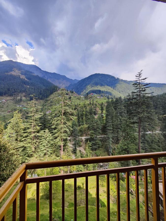 The Woodpecker Inn & Cafe, Jibhi Dış mekan fotoğraf