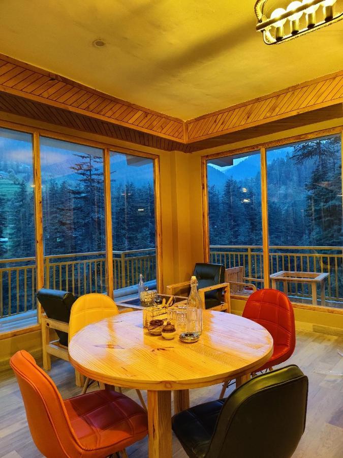 The Woodpecker Inn & Cafe, Jibhi Dış mekan fotoğraf